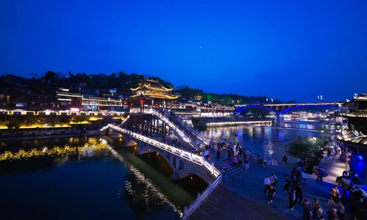 Fenghuang Slowly Time Inn 외부 사진