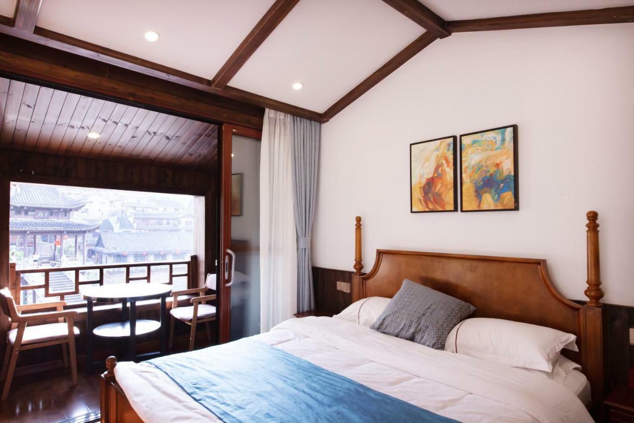Fenghuang Slowly Time Inn 외부 사진